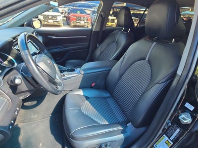 2020 Toyota Camry SE