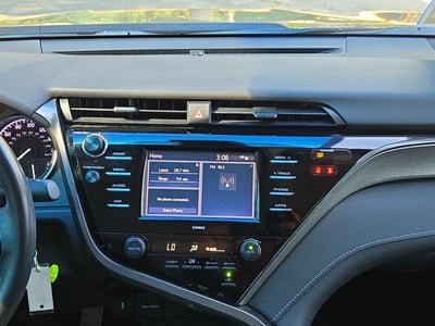 2020 Toyota Camry SE