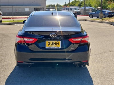 2020 Toyota Camry SE