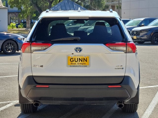 2021 Toyota RAV4 Hybrid XLE