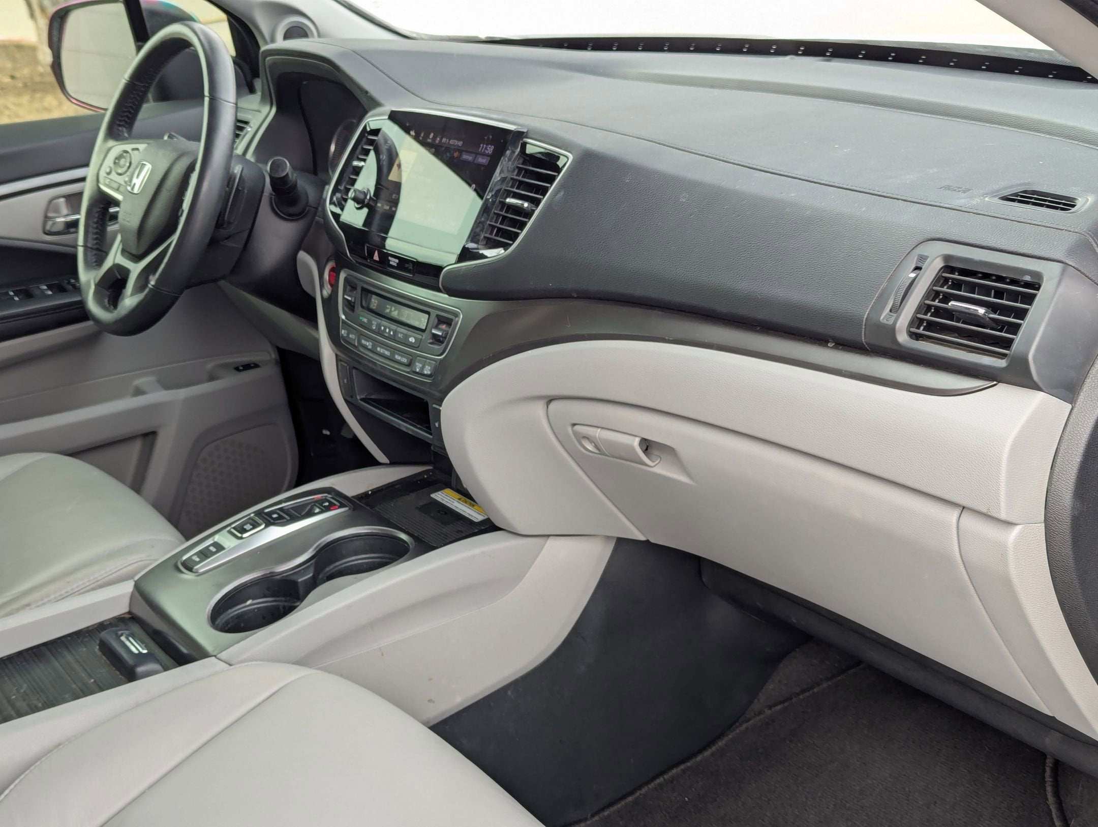 2022 Honda Pilot 2WD SE