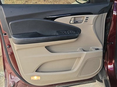 2019 Honda Pilot Touring 8-Passenger