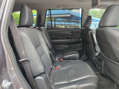 2021 Honda Pilot Touring 7-Passenger