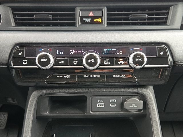 2024 Honda Pilot Touring
