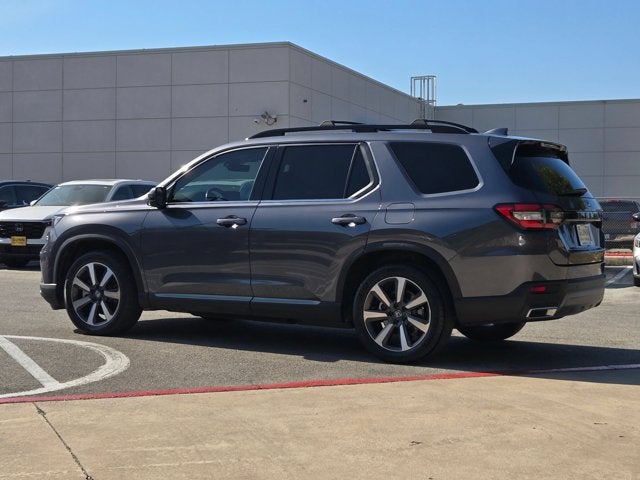2024 Honda Pilot Touring