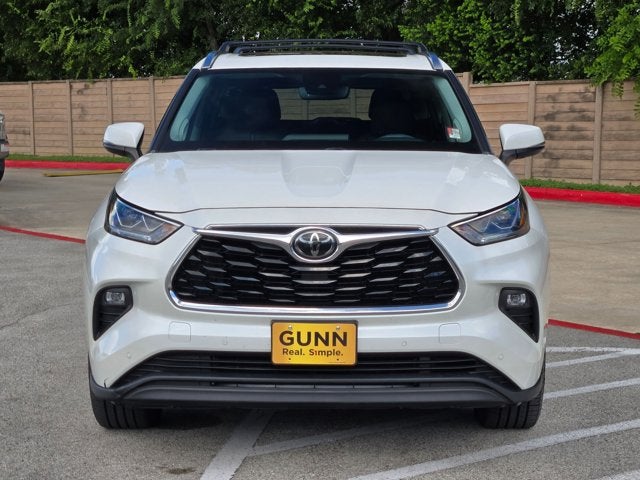 2020 Toyota Highlander Base