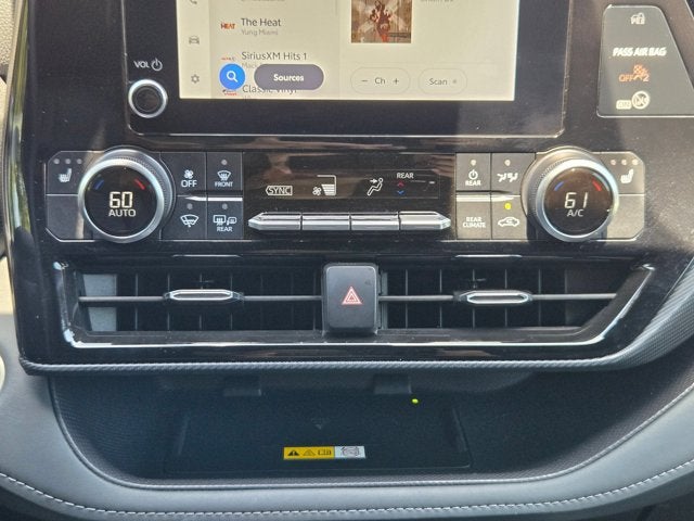 2025 Toyota Highlander Base
