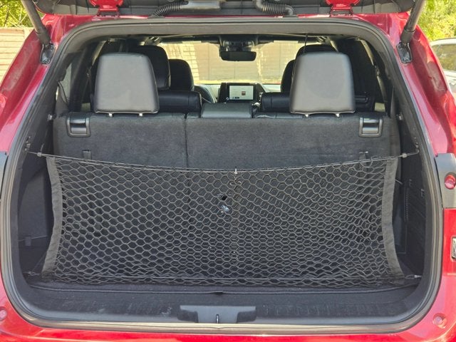 2025 Toyota Highlander Base
