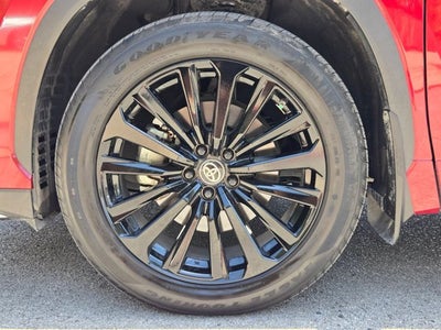 2025 Toyota Highlander Base