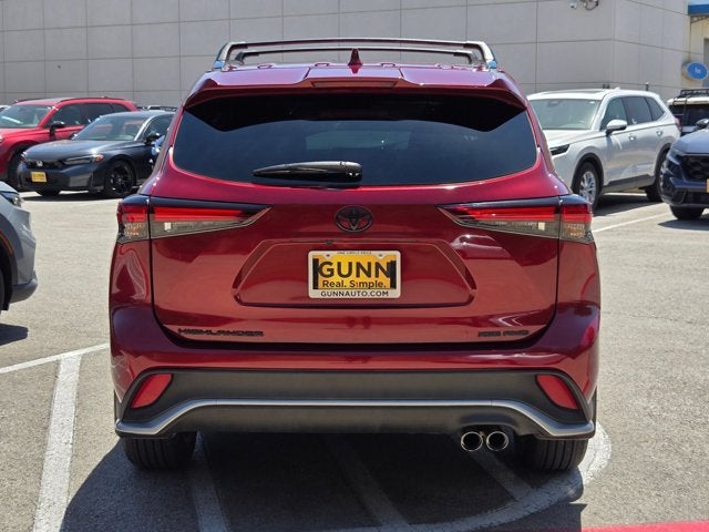 2025 Toyota Highlander Base