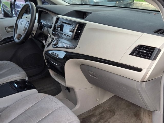 2013 Toyota Sienna Base