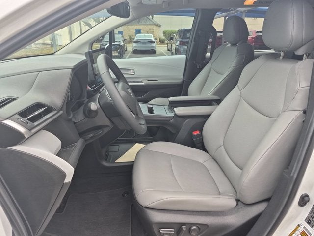 2026 Toyota Sienna Base