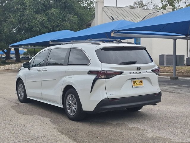 2026 Toyota Sienna Base