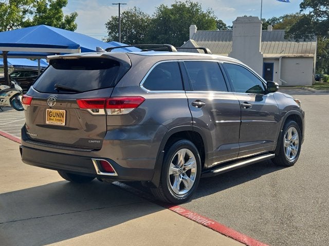 2018 Toyota Highlander Base