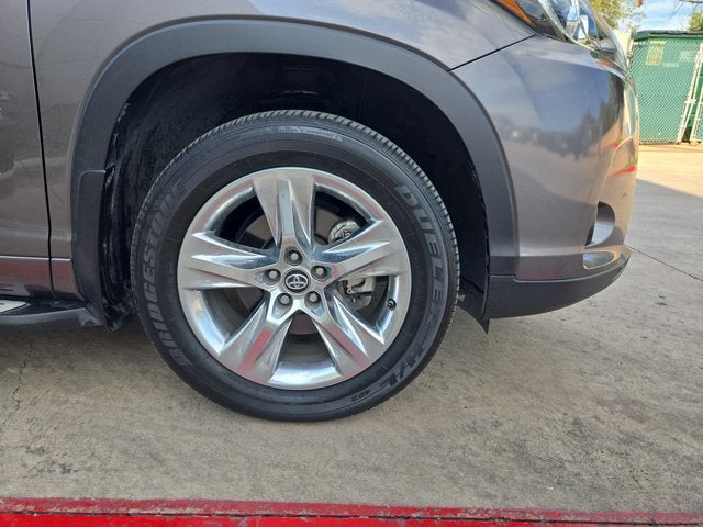 2018 Toyota Highlander Base