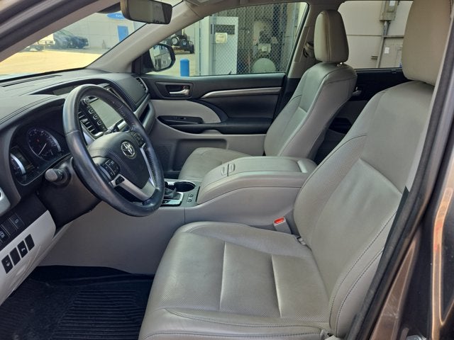 2018 Toyota Highlander Base