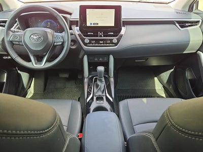 2025 Toyota Corolla Cross XLE