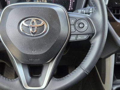 2025 Toyota Corolla Cross XLE