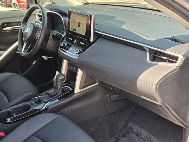 2025 Toyota Corolla Cross XLE