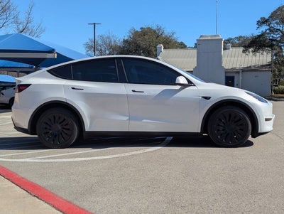 2024 Tesla Model Y Long Range