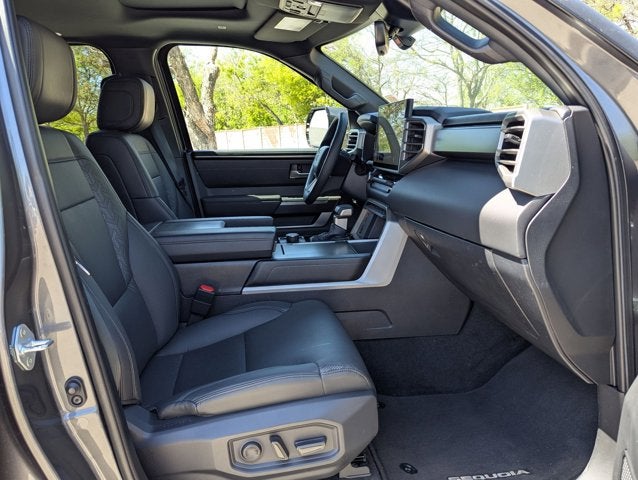 2025 Toyota Sequoia Base