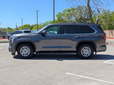 2025 Toyota Sequoia Base