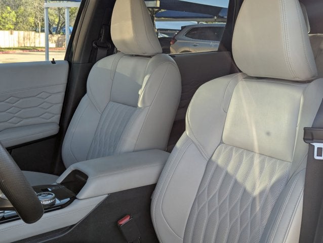 2025 Mitsubishi Outlander SEL