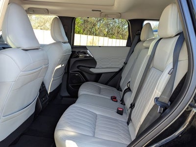 2025 Mitsubishi Outlander SEL