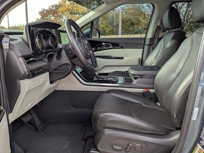 2024 Kia Carnival EX