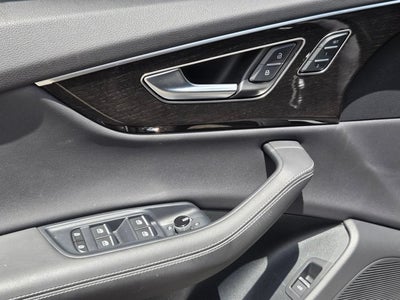 2024 Audi Q8 Prestige