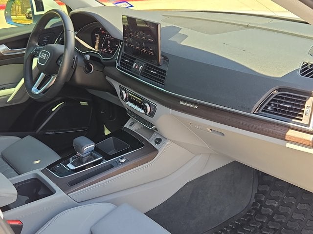 2024 Audi Q5 S line Premium Plus