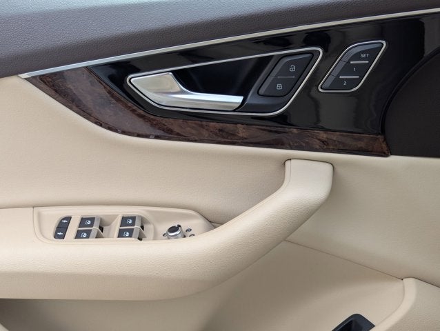 2018 Audi Q7 Premium Plus