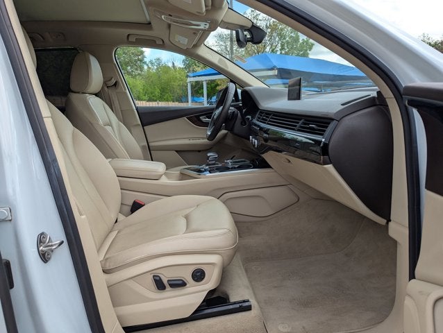 2018 Audi Q7 Premium Plus