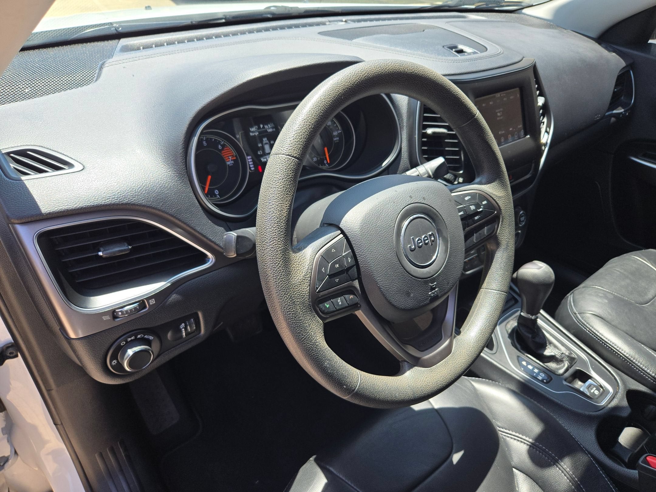 2020 Jeep Cherokee Latitude