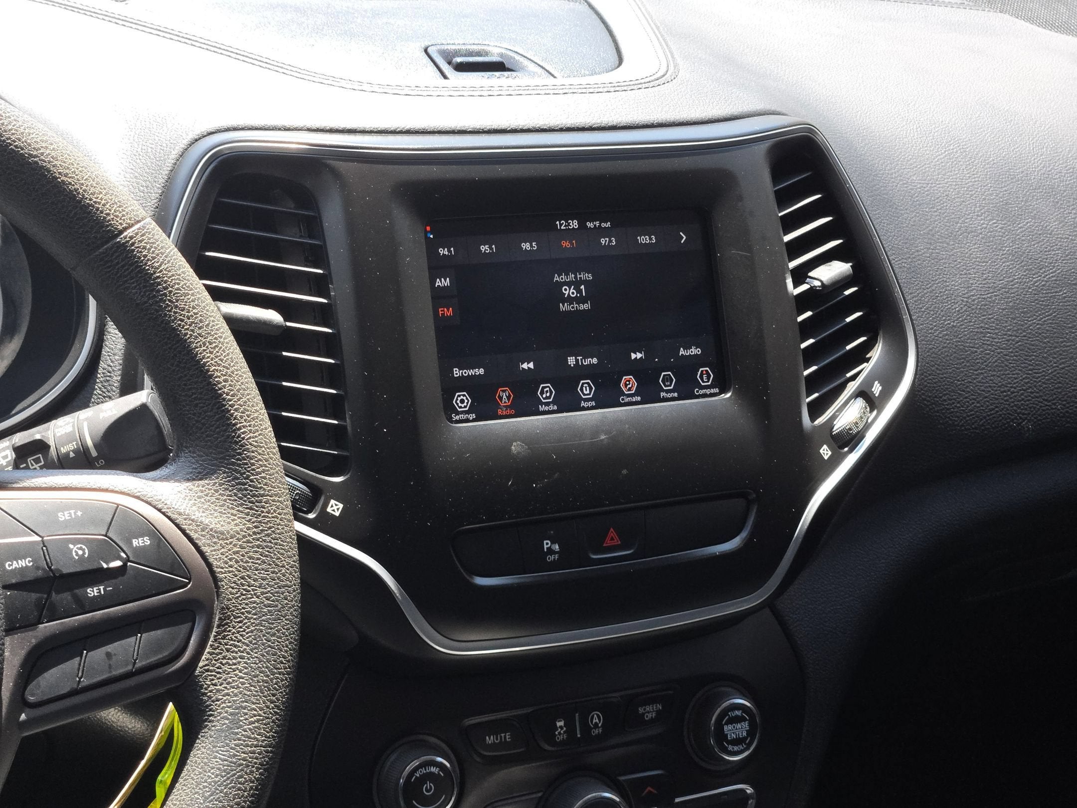 2020 Jeep Cherokee Latitude