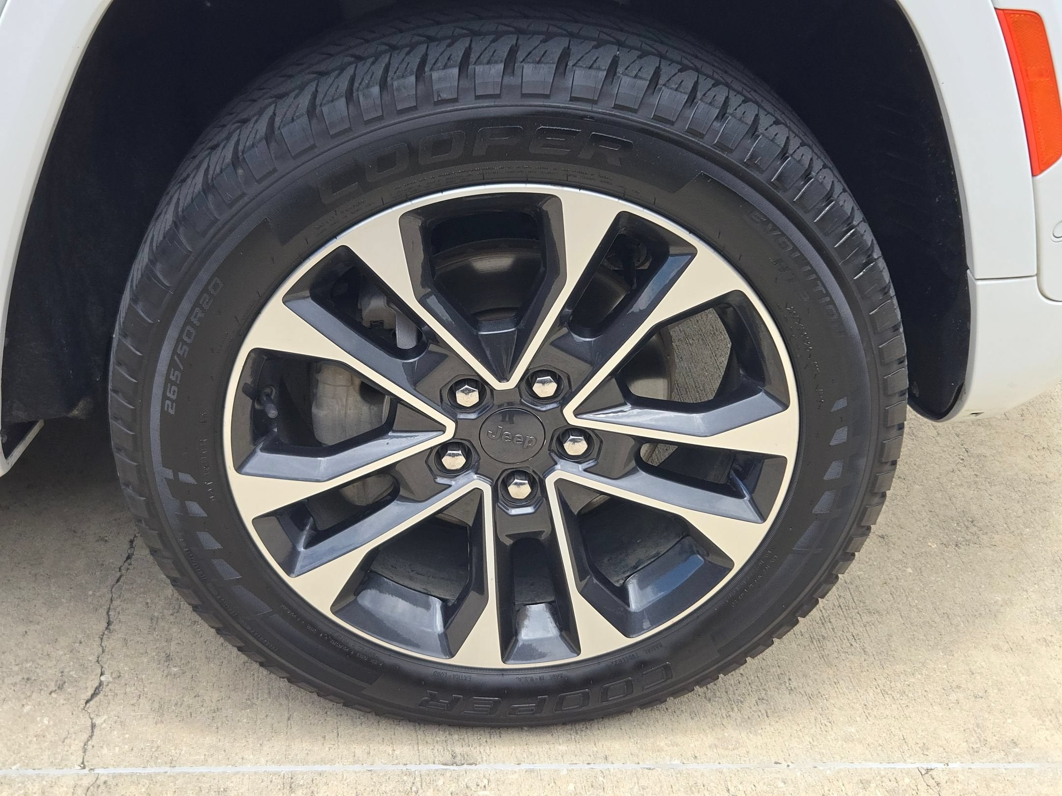 2022 Jeep Grand Cherokee Overland