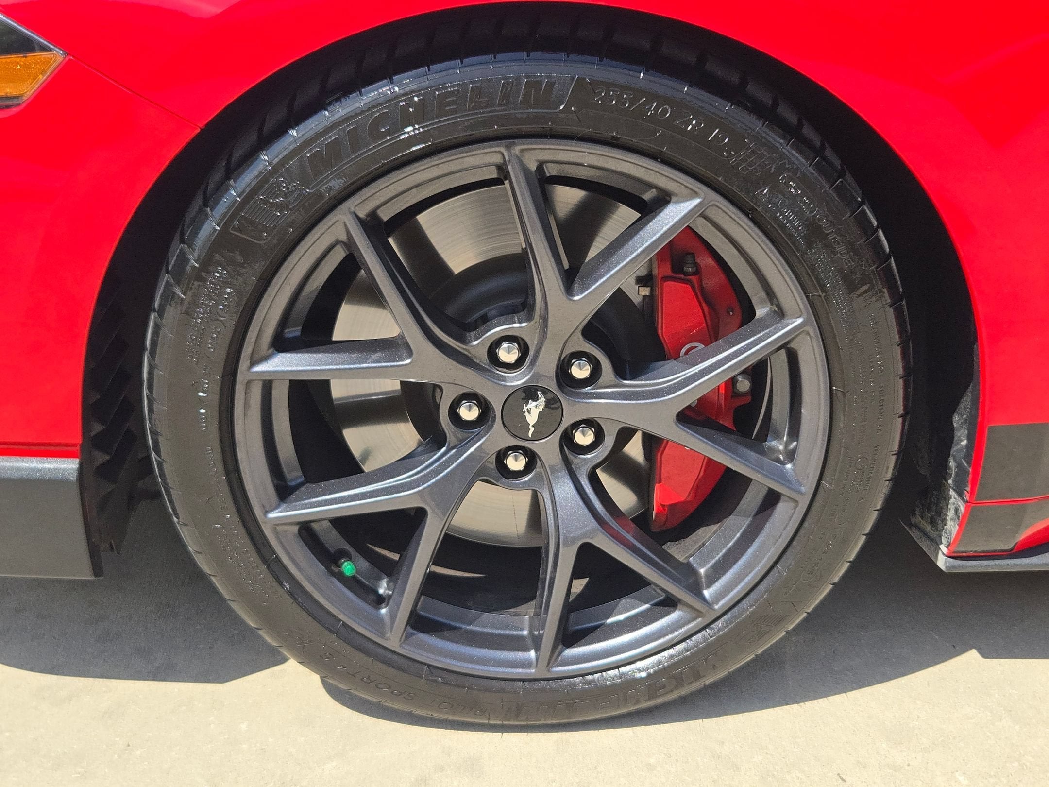 2022 Ford Mustang Mach 1