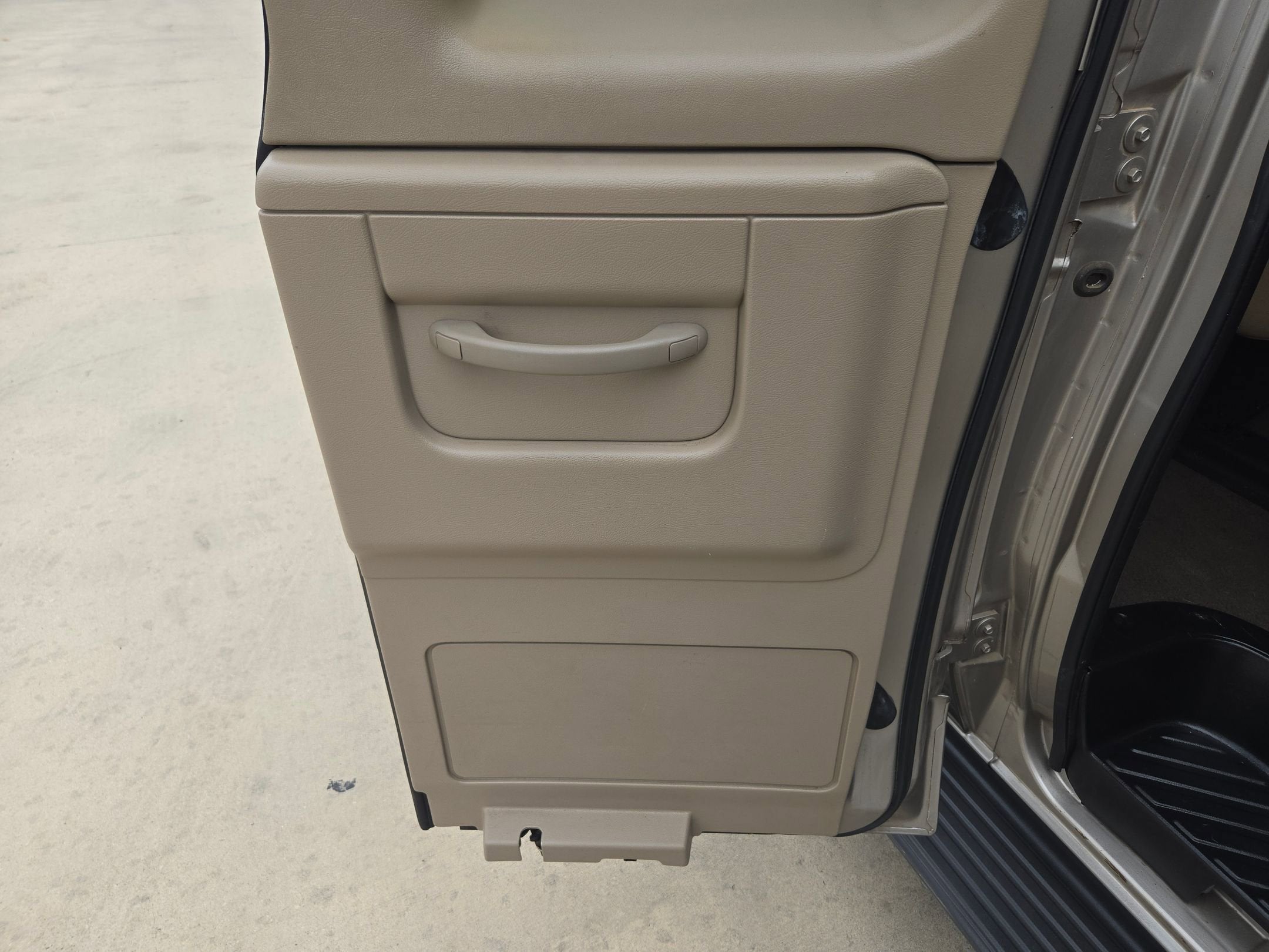 2001 Ford Econoline Wagon XLT