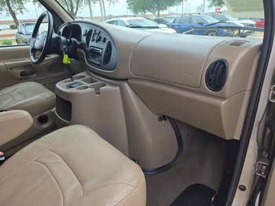 2001 Ford Econoline Wagon XLT