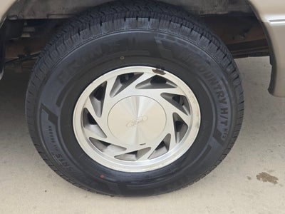 2001 Ford Econoline Wagon XLT