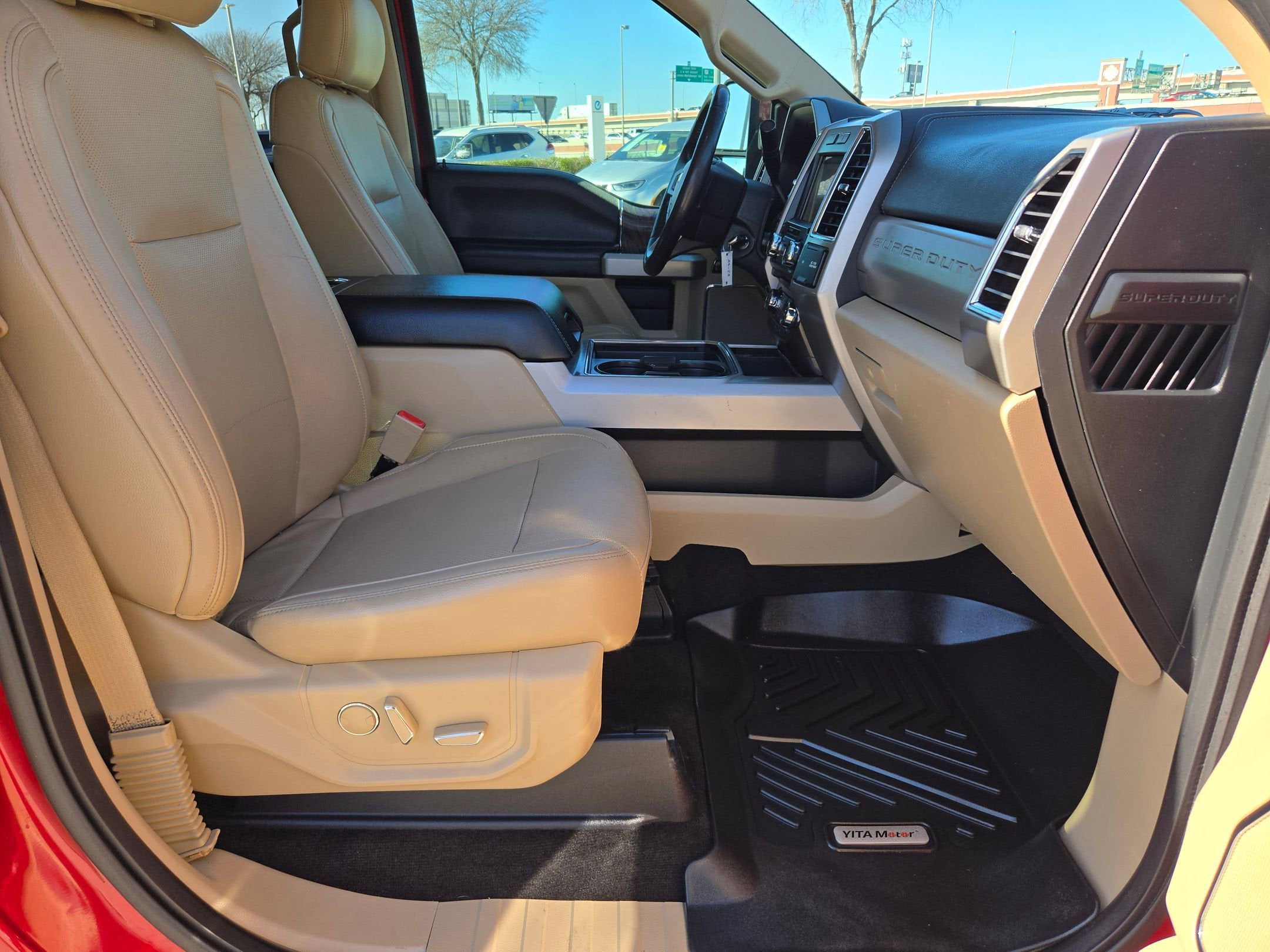 2018 Ford Super Duty F-250 SRW LARIAT