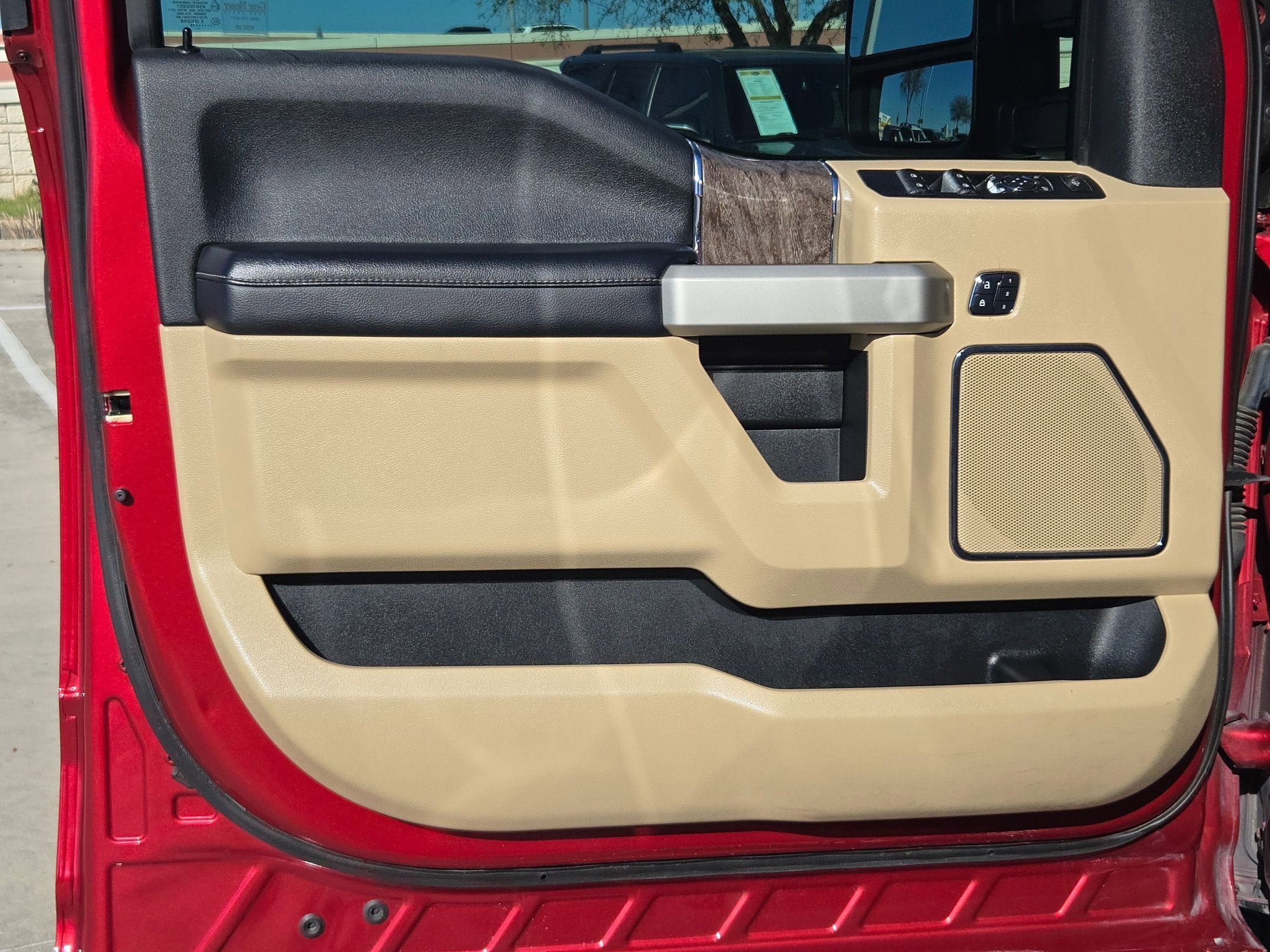 2018 Ford Super Duty F-250 SRW LARIAT