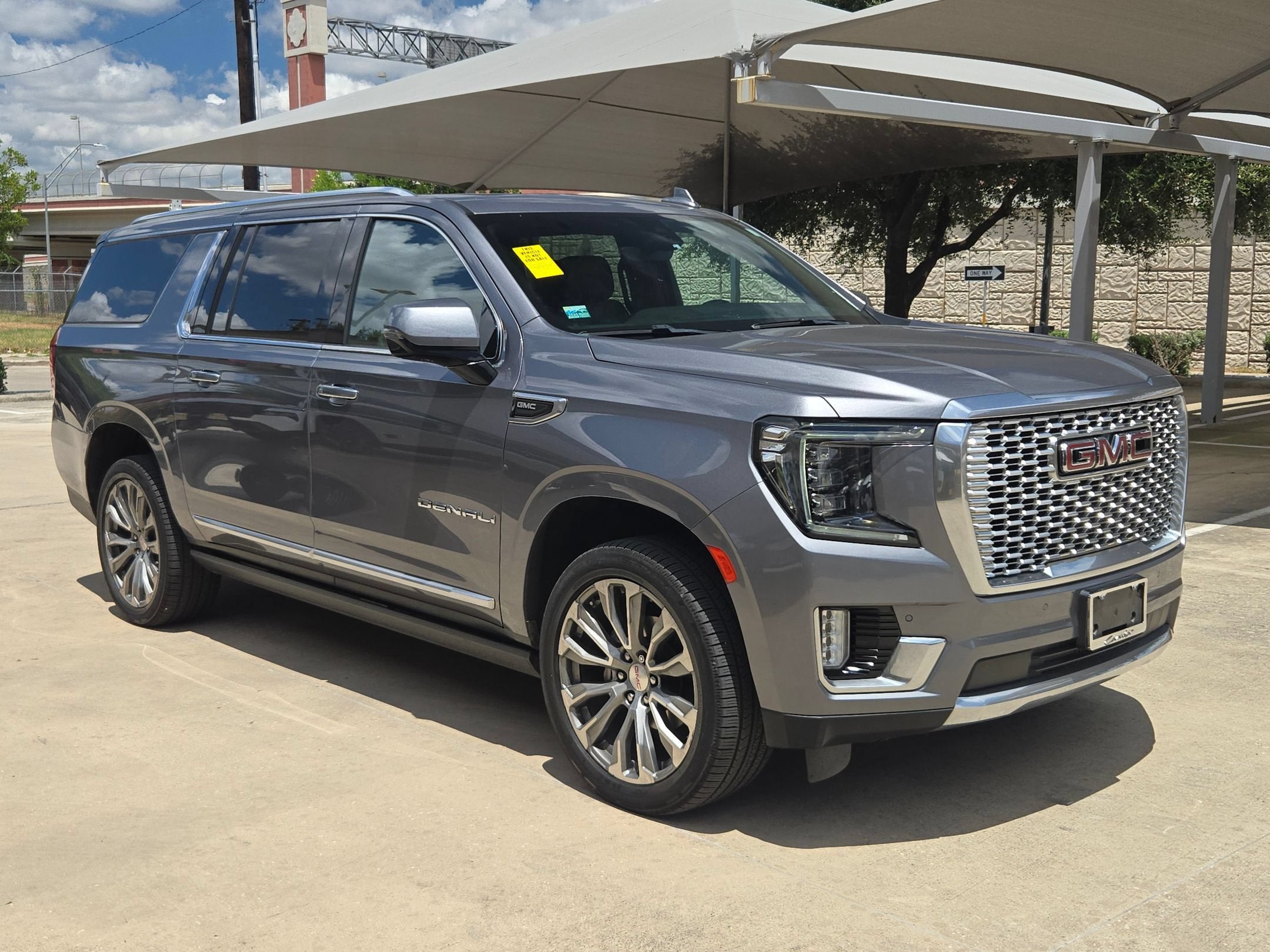 2021 GMC Yukon Denali