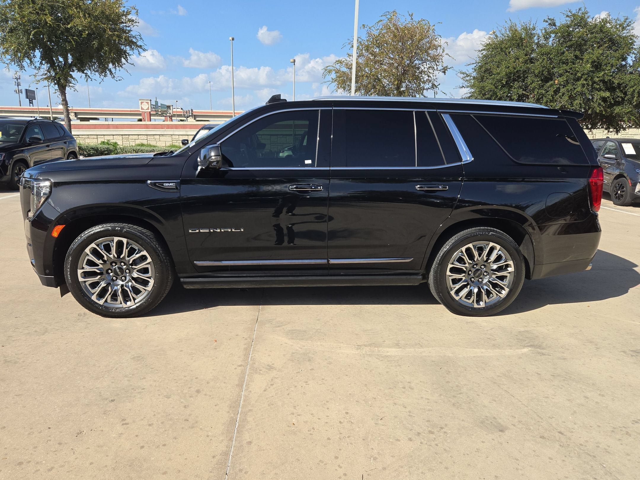 2024 GMC Yukon Denali Ultimate