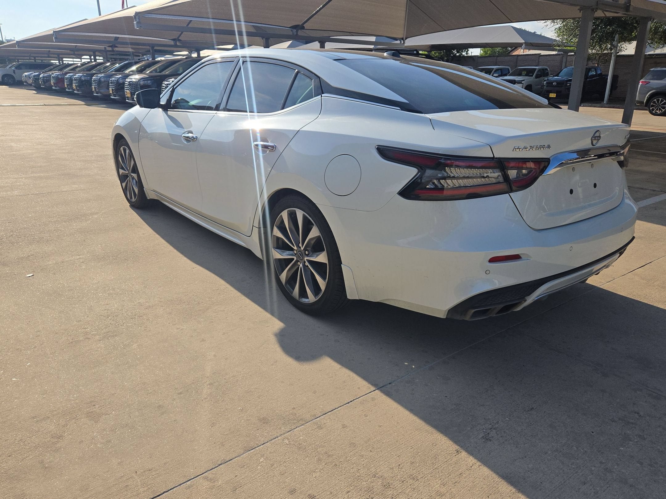 2023 Nissan Maxima Platinum