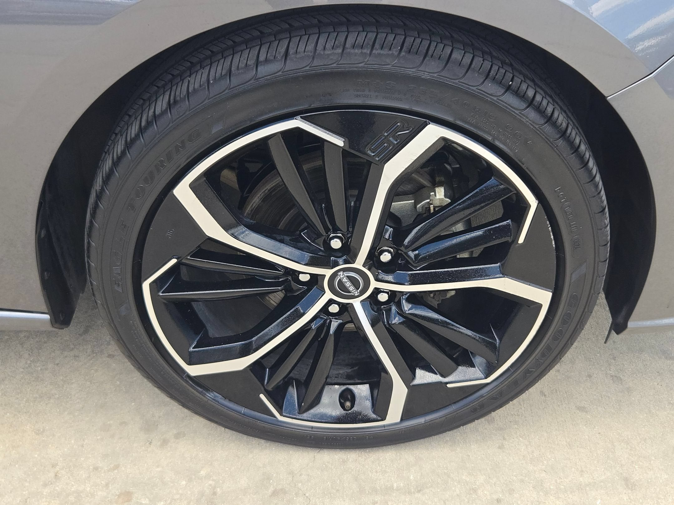 2024 Nissan Altima SR