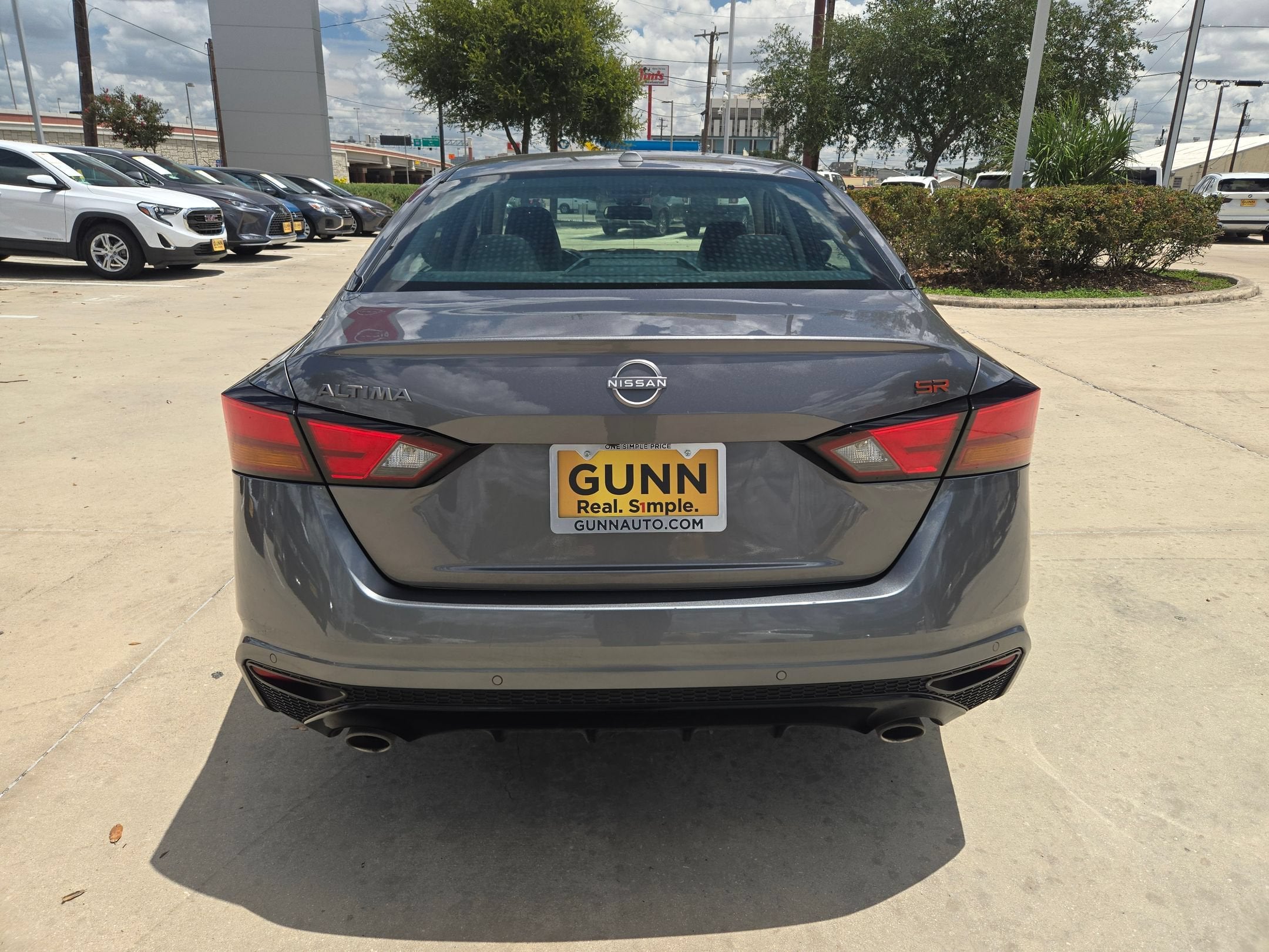 2024 Nissan Altima 2.5 SR