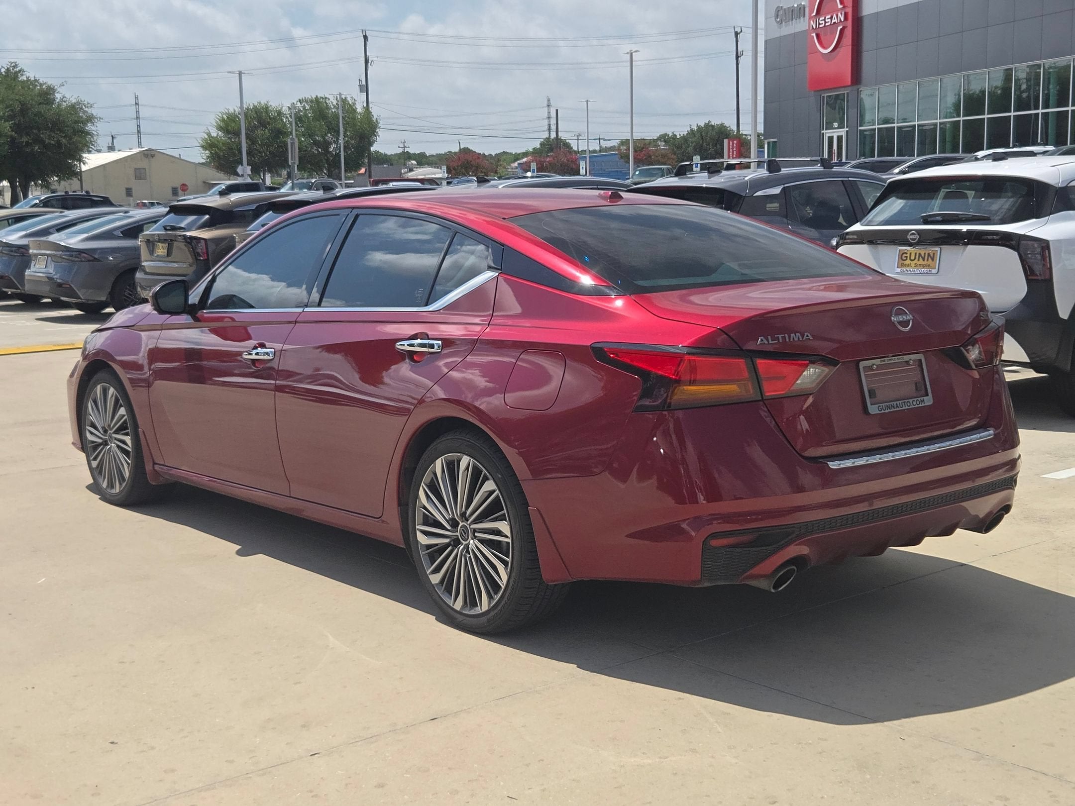 2023 Nissan Altima 2.5 SL