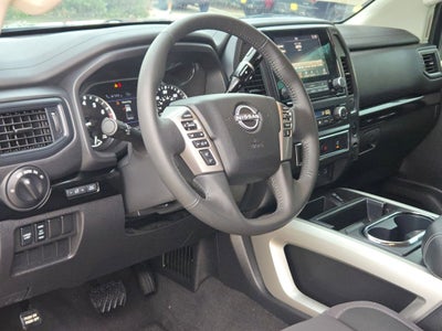 2024 Nissan Titan SV
