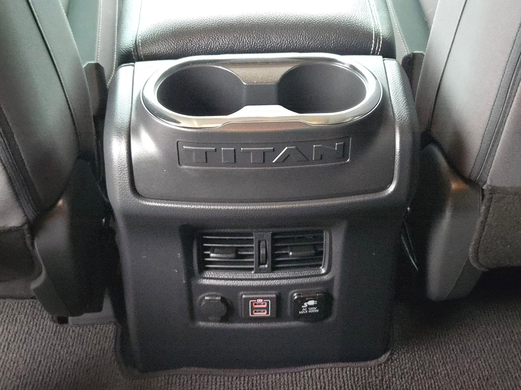 2024 Nissan Titan SV
